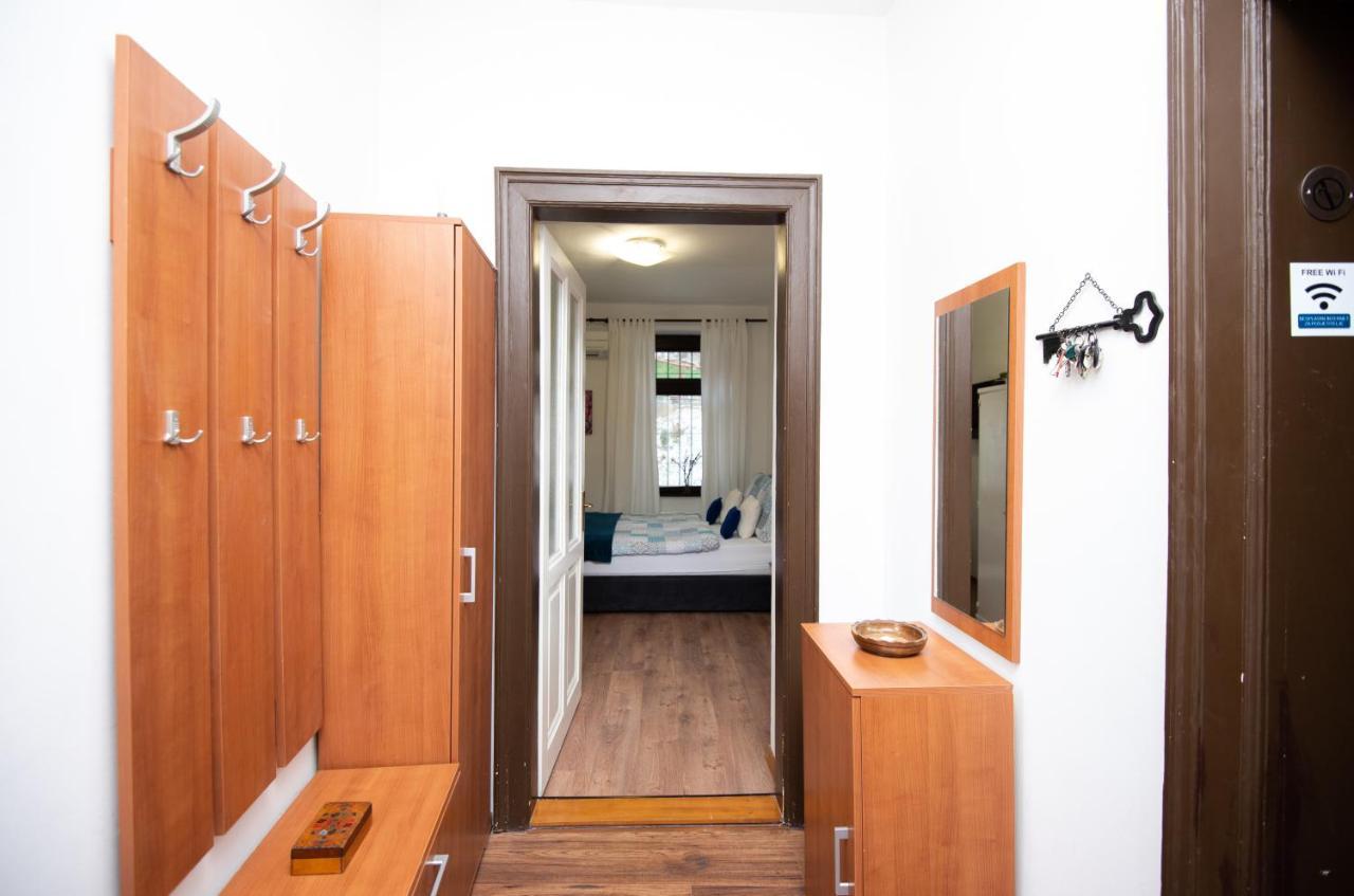 Apartment Dalmatinska *